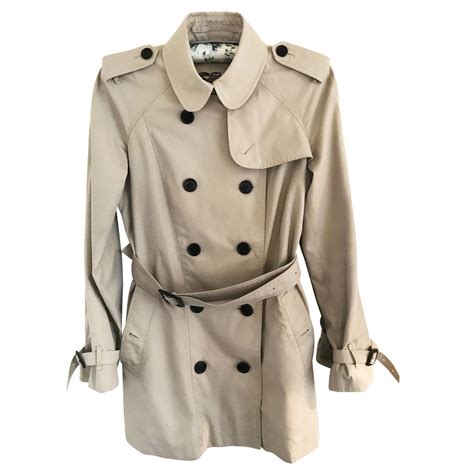 burberry trench coat women second hand|where to sell used Burberry.